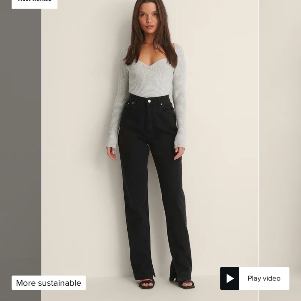NA-KD jeans with split hem at ankles NWT